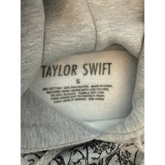 Taylor Swift | All Too Well hoodie pullover sweatshirt "RED" | size small - Picture 3 of 4